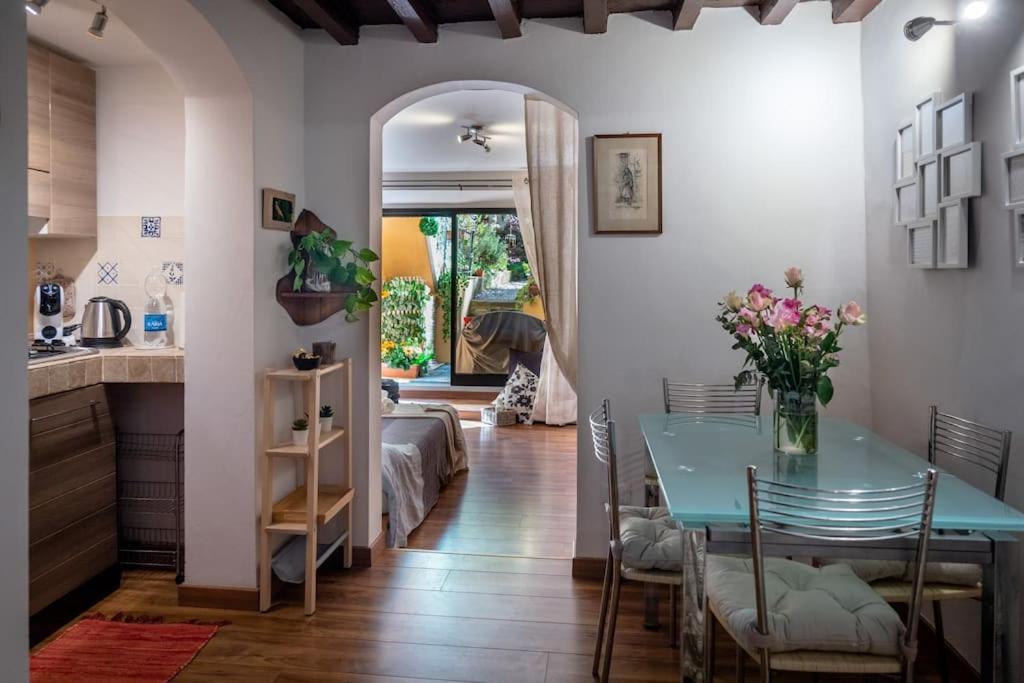 Monica Appartamento Con Giardino Al Ponte Vecchio Florence Ngoại thất bức ảnh