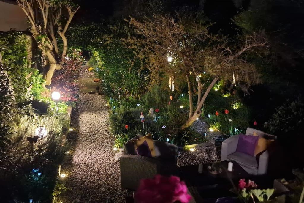 Monica Appartamento Con Giardino Al Ponte Vecchio Florence Ngoại thất bức ảnh